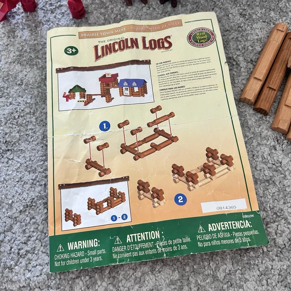Lincoln Logs please zoom